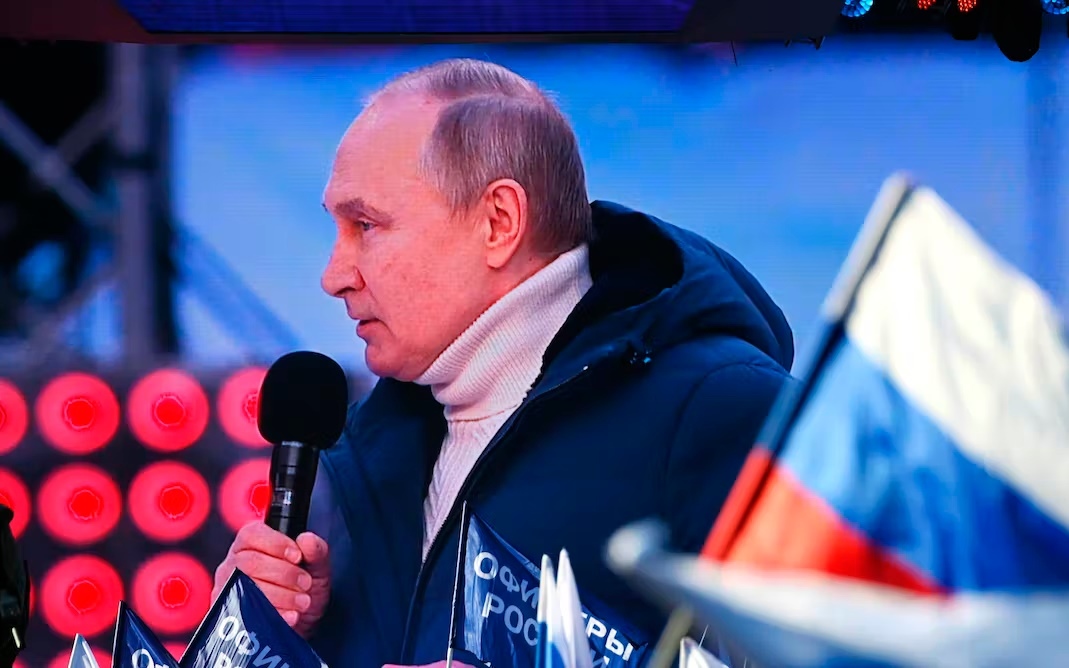 Tổng thống Putin hối thúc phụ nữ Nga sinh con cái cho đất nước